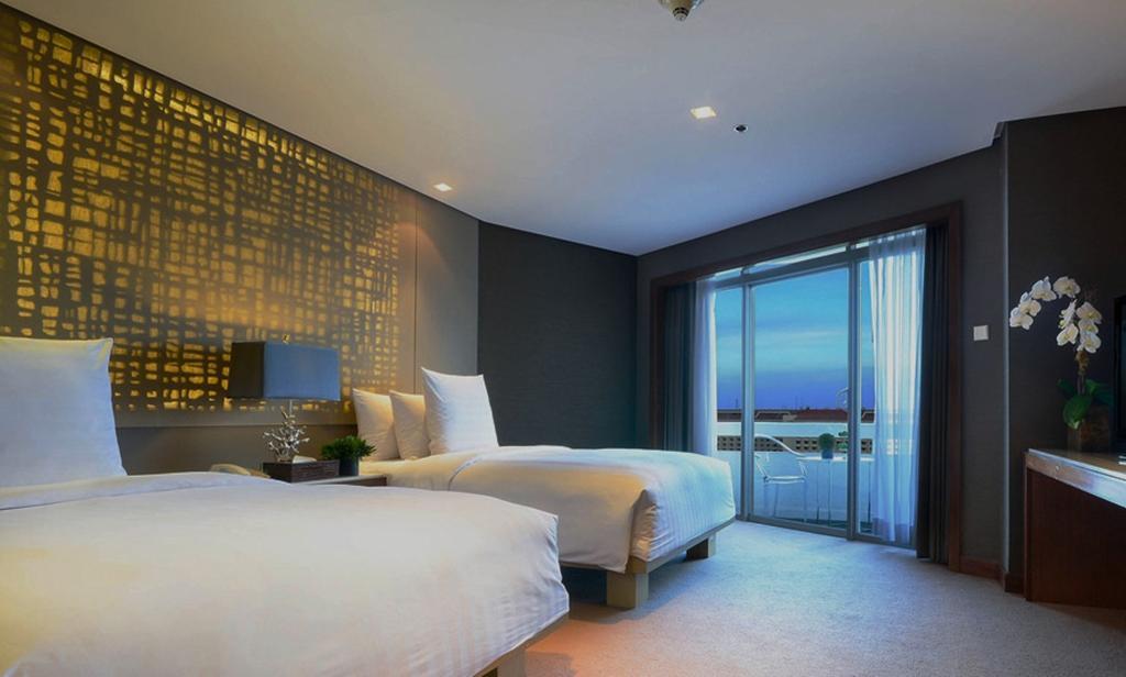 Midas Hotel And Casino Pasay Extérieur photo