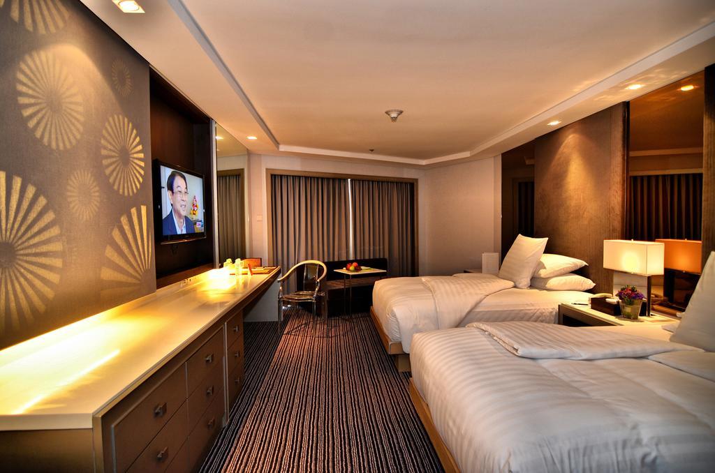 Midas Hotel And Casino Pasay Extérieur photo